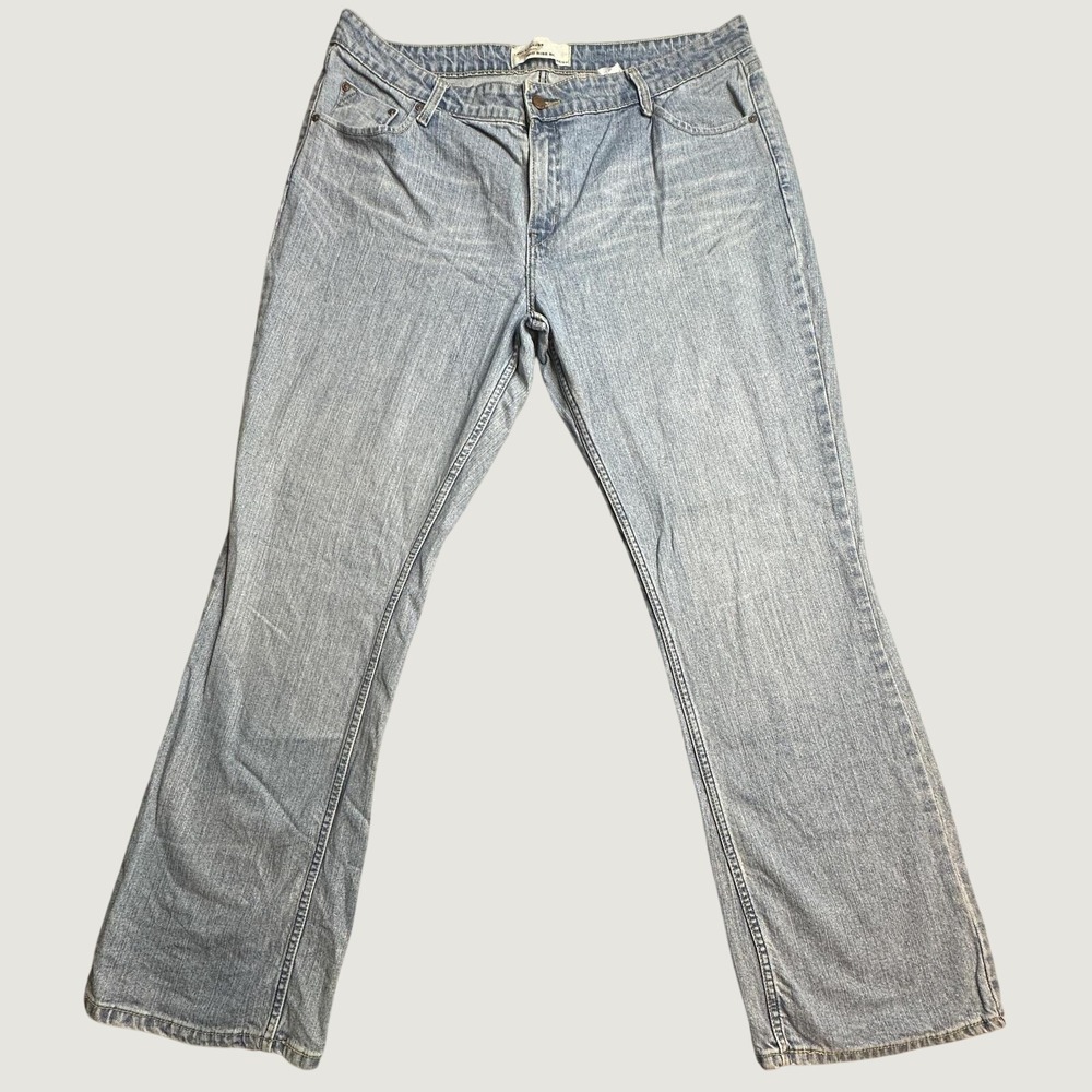 Vintage Levi's Signature Jeans Womens 18 Light Wash Blue High Rise Bootcut Denim